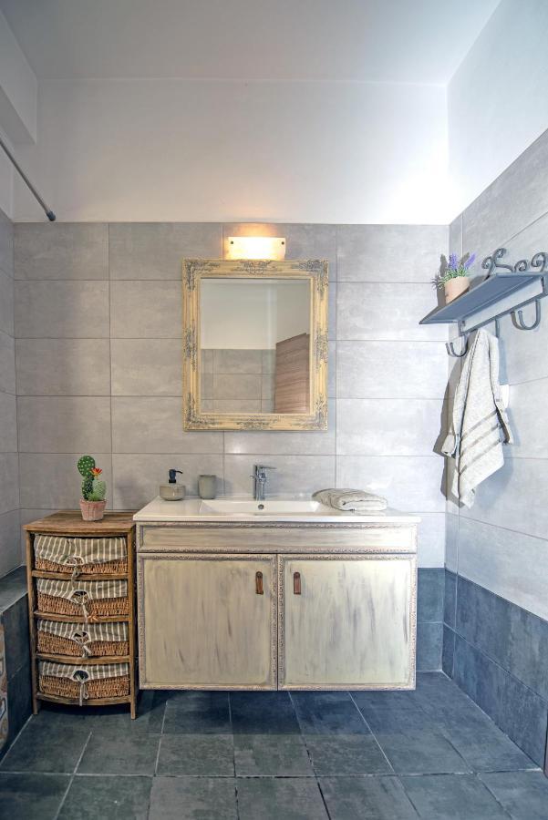 Loft Style Apartment Near The Old Town Родос Экстерьер фото